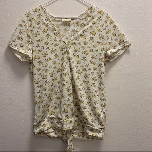NWOT Women’s Floral Blouse